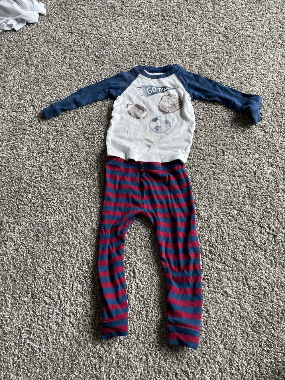 Kids Two-Piece Sports Set in Navy and Red
